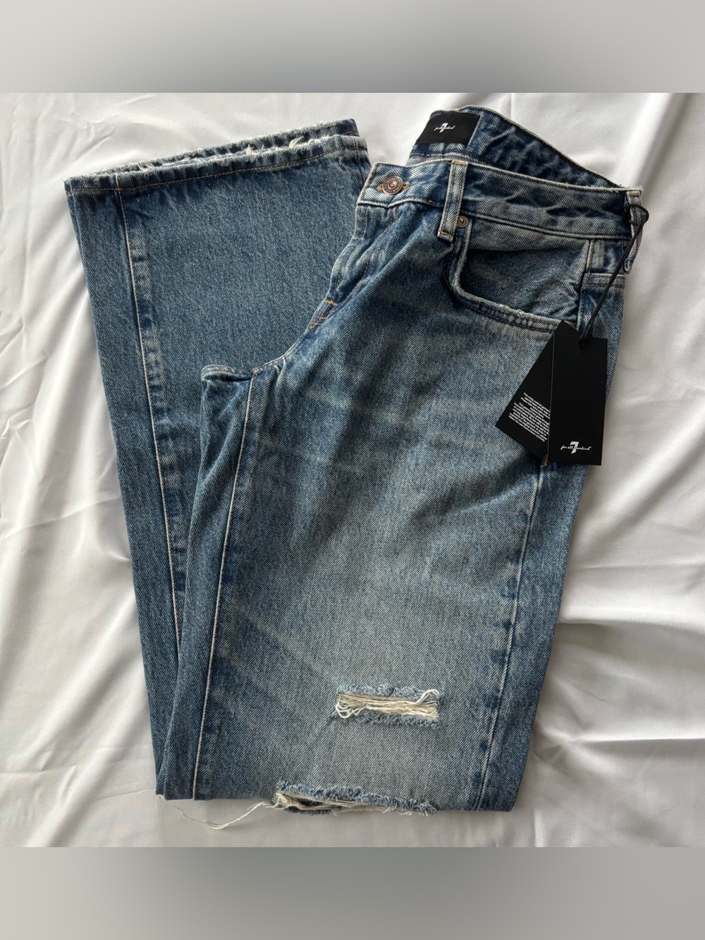 7 For All Mankind Women’s Low Straight Med Wash Distressed Sz 27 NEW w Tag $248 - Picture 9 of 14